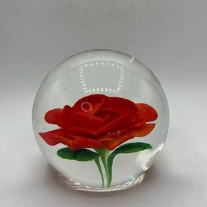 Dynasty Paper Weight Rose collectible